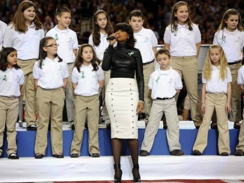 Jennifer Hudson with the Sandy Hook Chorus